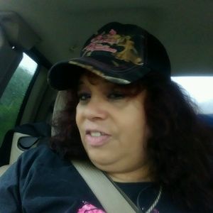 Meet your Posher, Brenda